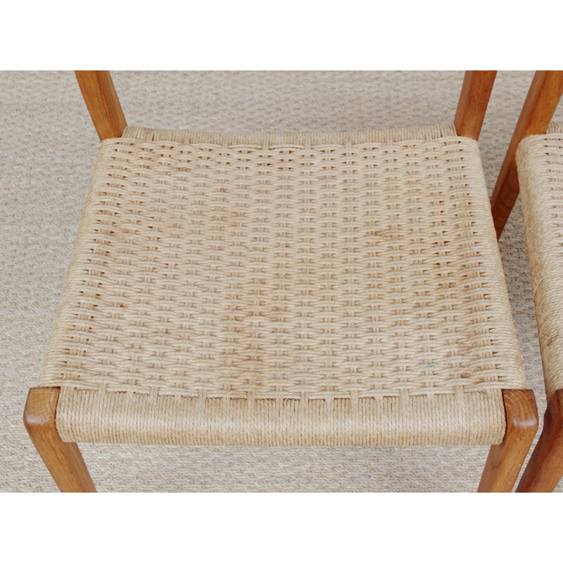 A pair of scandinavian chairs in oak and rope, model 71 by Niels 0. Møller - 1970s