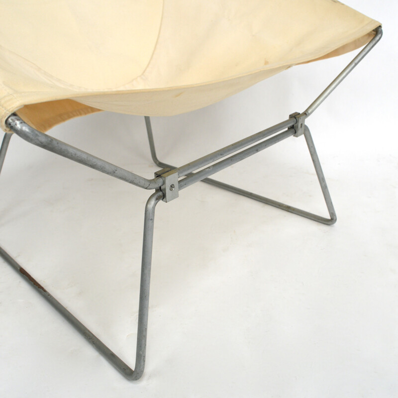 Pierre Paulin 1st Edition AP14 Butterfly Chair by Pierre Paulin - 1950s  