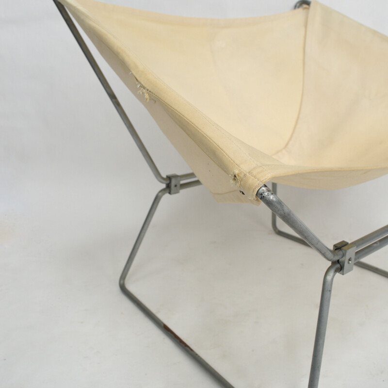 Pierre Paulin 1st Edition AP14 Butterfly Chair by Pierre Paulin - 1950s  