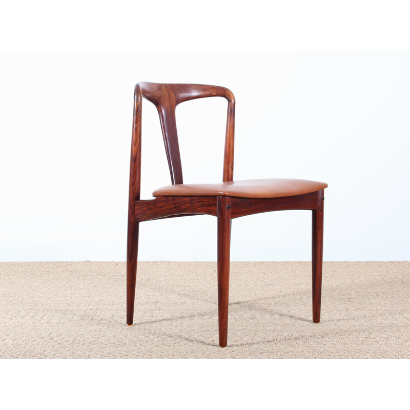 Set of 8 Julia Scandinavian rosewood chairs by J. Andersen - 1960s