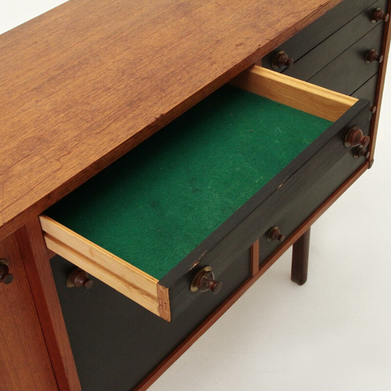 Italian sideboard with wood and brass knobs - 1960s