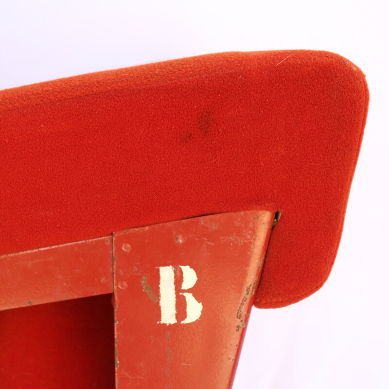 Theatre vintage red armchair - 1940s