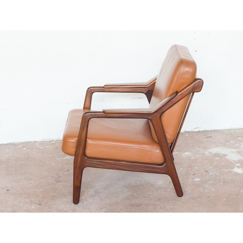 Fauteuil vintage en teck et en cuir par Brockmann Petersen pour Randers - 1950