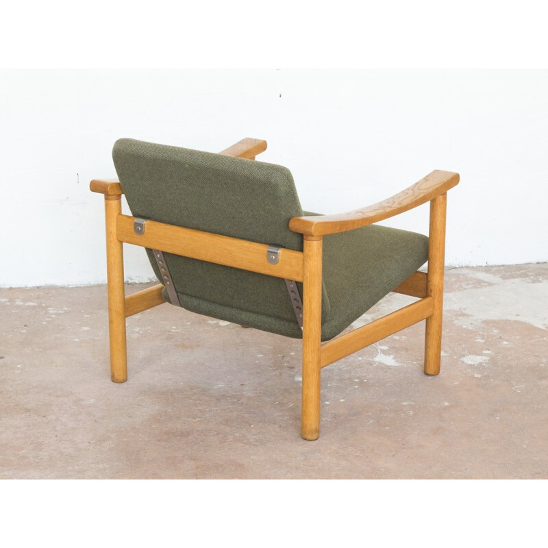 Vintage armchair in oak and fabric by Hans Wegner for Getama - 1950s