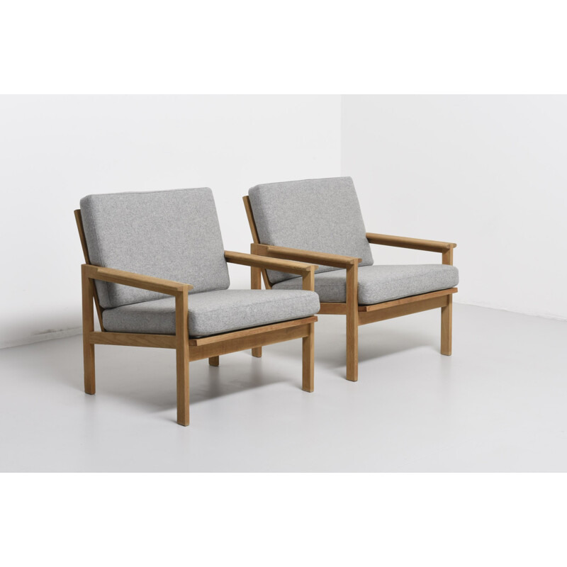 Paire de chaises Serie Capella by Illum Wikkelso pour N. Eilersen - 1950