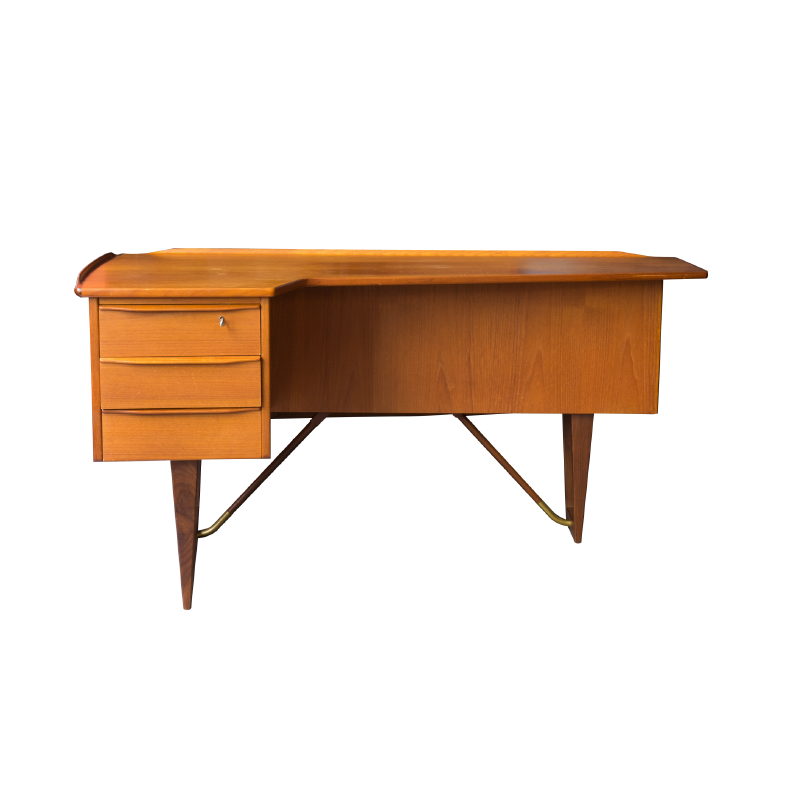 Vintage desk by Peter Løvig Nielsen - 1960s