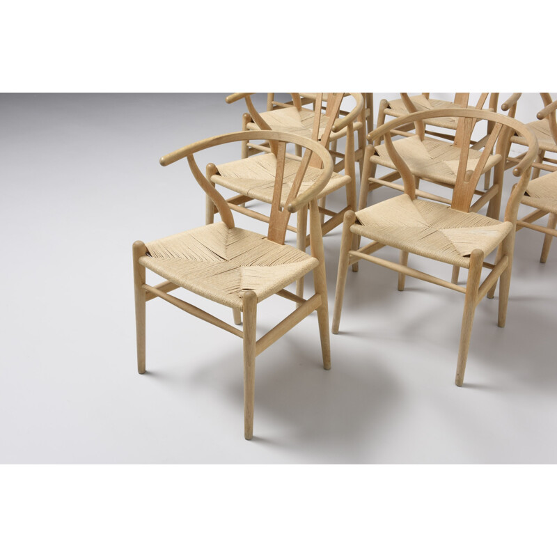 Set of 10 Wishbone CH-24 dining chairs  by Hans J. Wegner for Carl Hansen - 1950