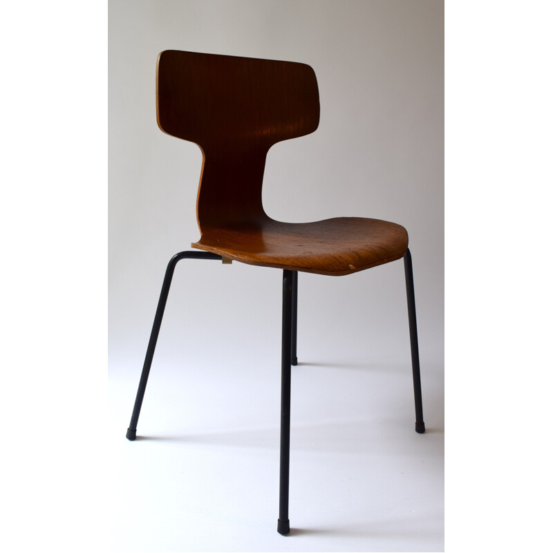Vintage "Hammer" chair by Arne Jacobsen for Fritz Hansen - 1960s