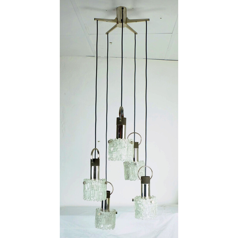 Suspension à 5 lamps en verre chromé et métal - 1960