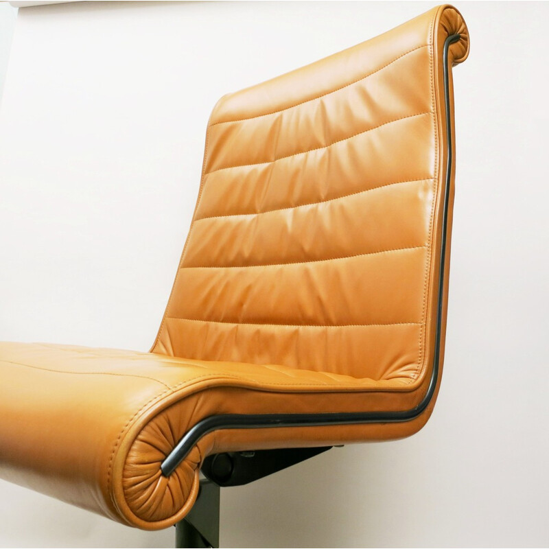 Leather office chair, Richard SAPPER - 1970s