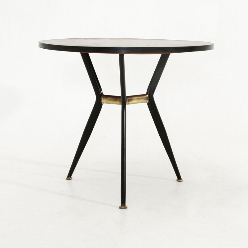 Table basse italienne avec des détails en laiton - 1960