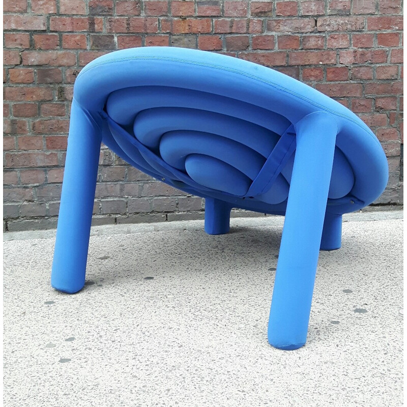 Blue low chair "ioio", Sophie Larger - 1999