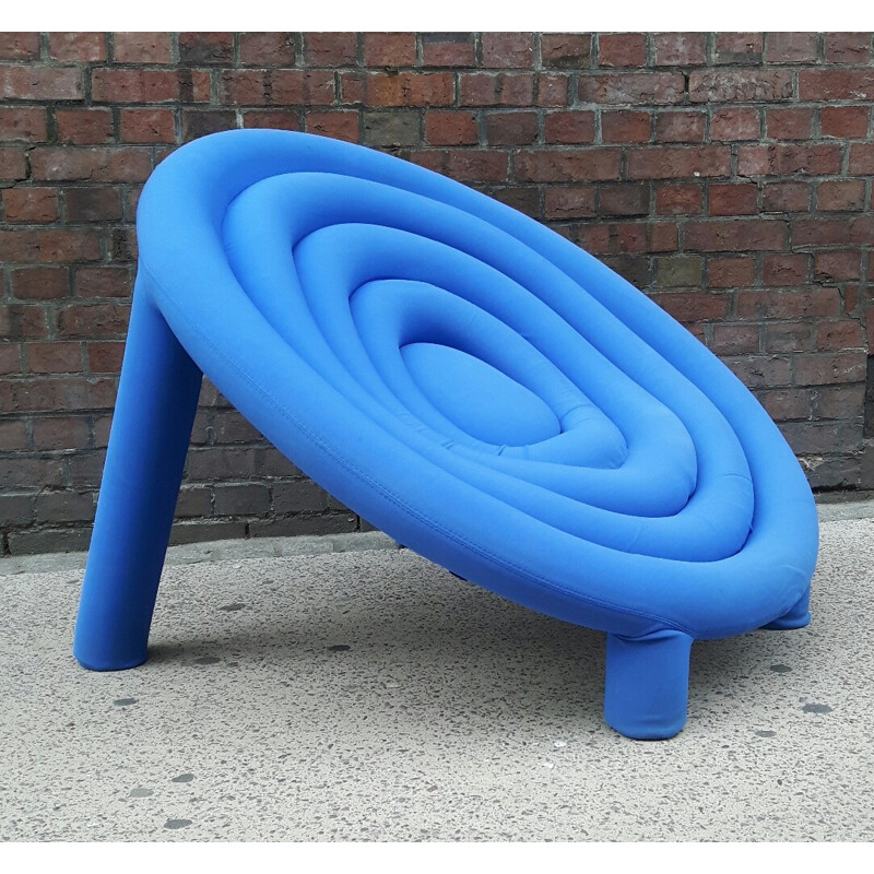 Blue low chair "ioio", Sophie Larger - 1999