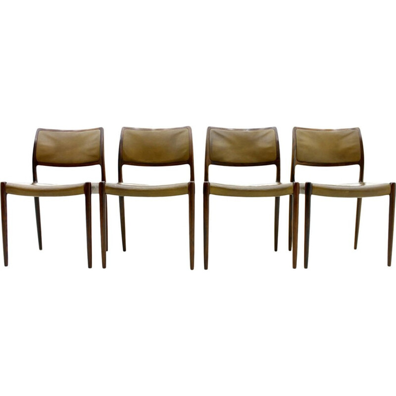 Suite de quatre chaises à repas en palissandre de Niels O. Møller - 1960