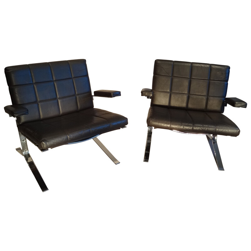 Pair of "Joker" low chairs, Olivier MOURGUE - 1970s