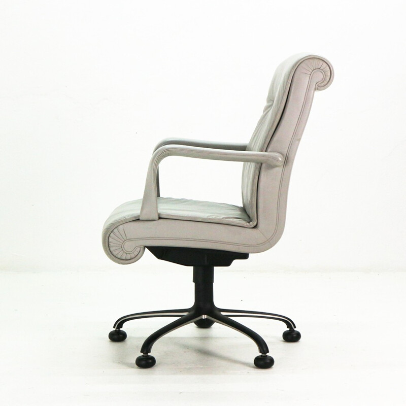 Grey vintage Poltrona Frau executive armchair - 1980s