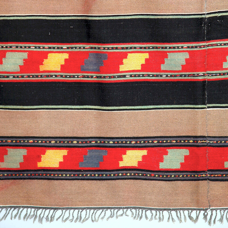 Vintage handgemaakt tapijt met strepen en geometrische patronen, Griekenland 1950