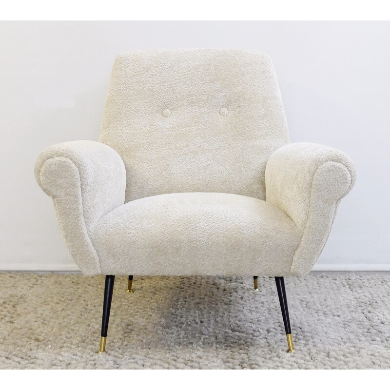 Pair of white velvet armchairs by Gigi Radice - 1960s