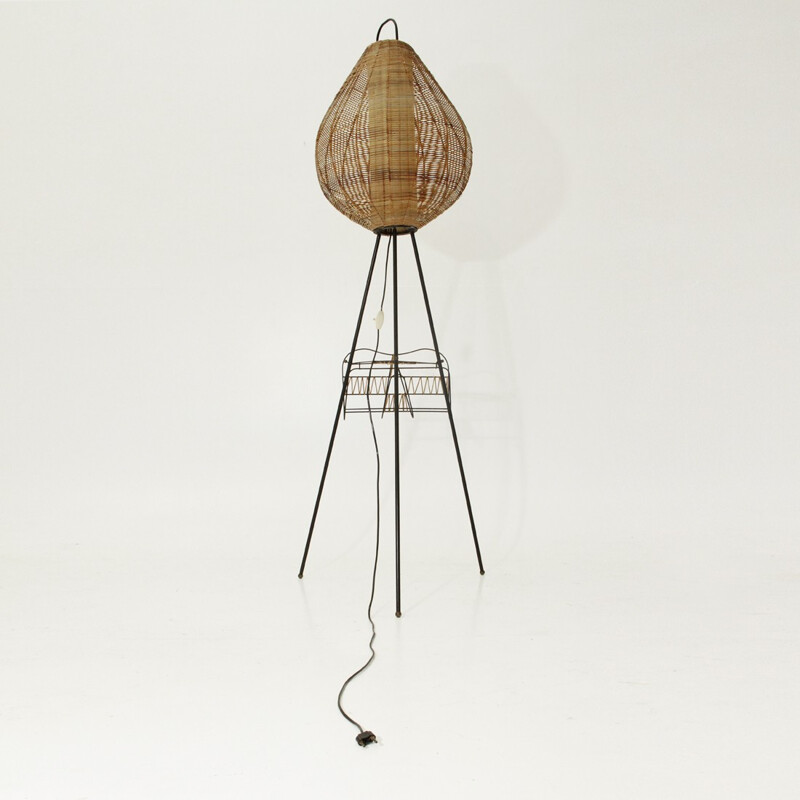 Tripod floor lamp with cane diffusor - 1950s