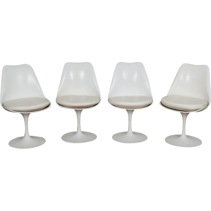 Set of 4 white tulip chairs by Eero Saarinen, Ed Knoll - 1960s