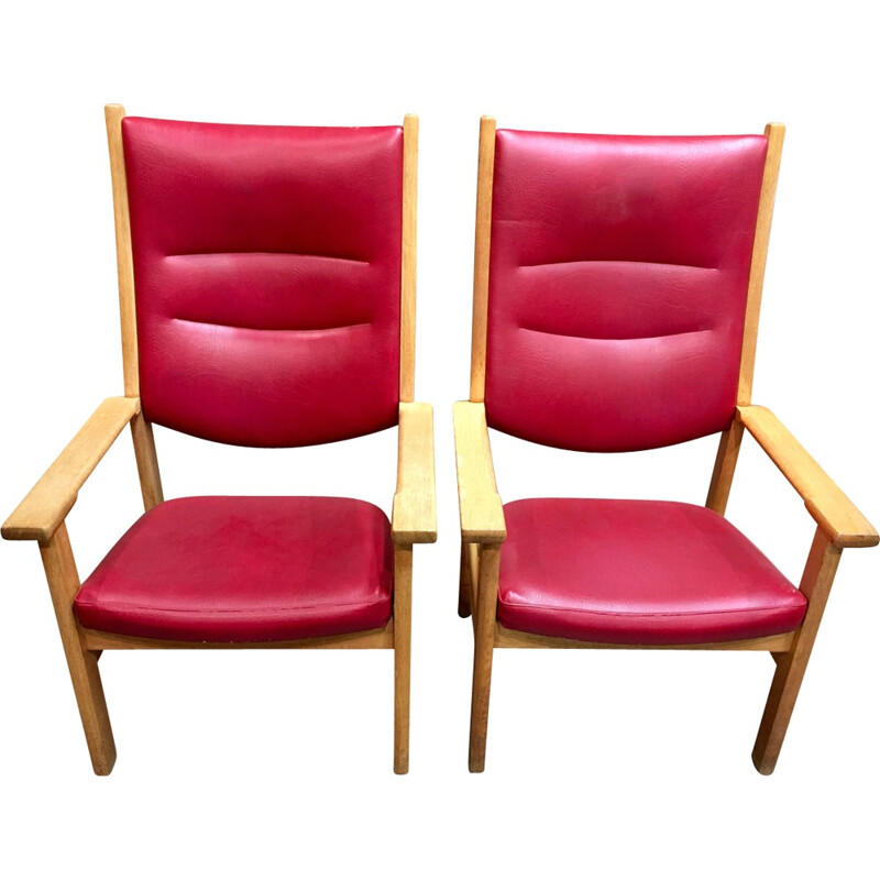 Paire de fauteuils dossier haut GETAMA par Hans Wegner - 1950