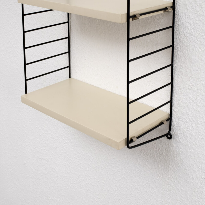 Light grey "String" shelving system, Nisse STRINNING - 1960s