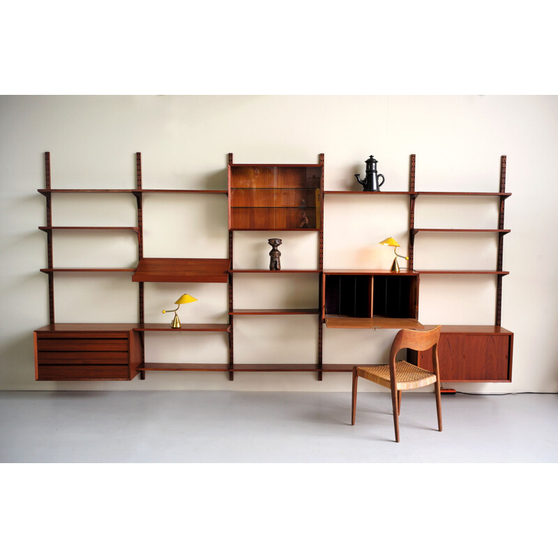 Large wall bookcase Royal System by Poul Cadovius - 1960s