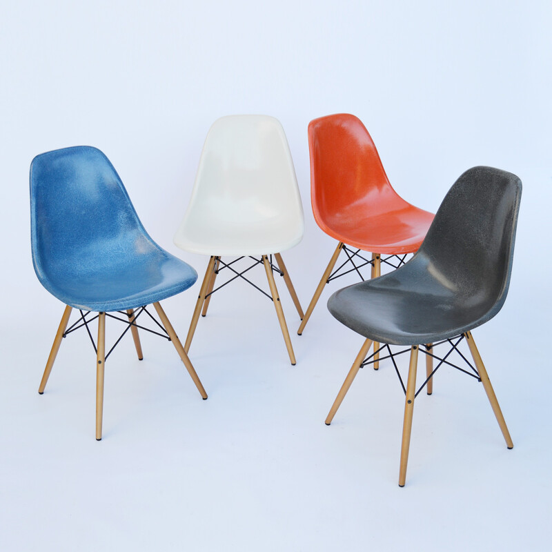 Set of 4 vintage DSW Chairs by Eames for Vitra - 1960s