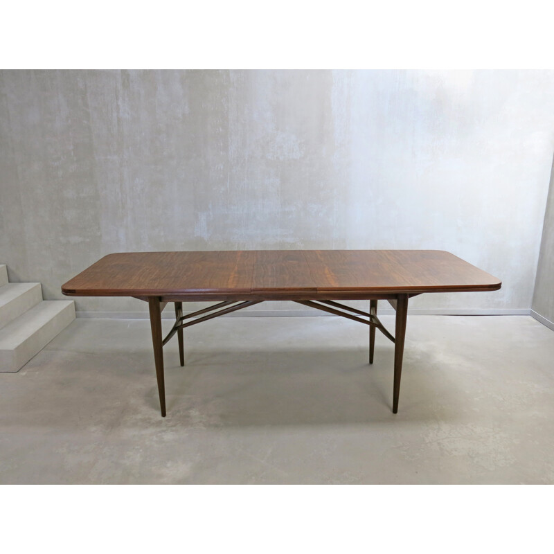Table en bois vintage de Robert Heritage pour Archie Shine - 1950