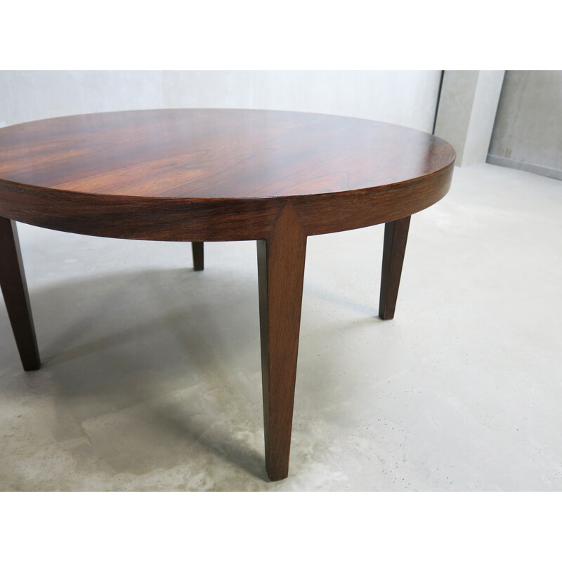 Vintage Danish round coffee table - 1960s