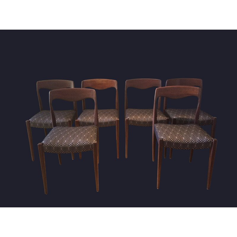 Set of 6 renovated Scandinavian vintage chairs - 1960s
