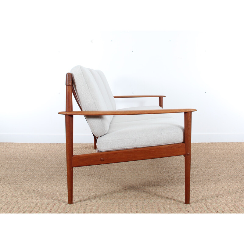 Scandinavian 3-Seater Teak Bench mode lPJ563 by Grete Jalk - 1950s