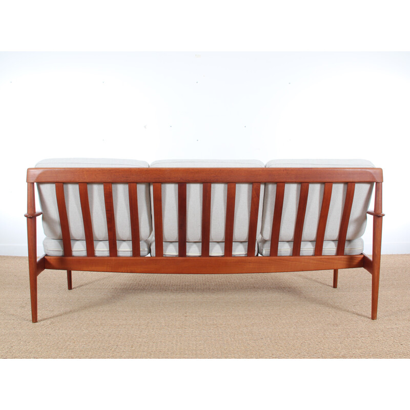 Scandinavian 3-Seater Teak Bench mode lPJ563 by Grete Jalk - 1950s