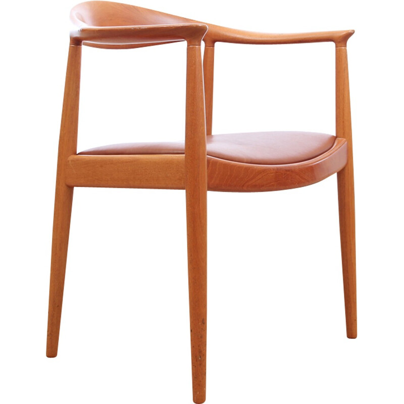 Vintage "Round chair" in solid mahogany by Hans J. Wegner for Johannes Hansen - 1970s