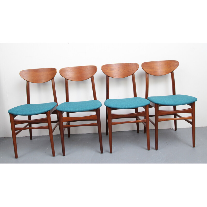 Set of 4 vintage scandinavian chairs in teak - 1950s