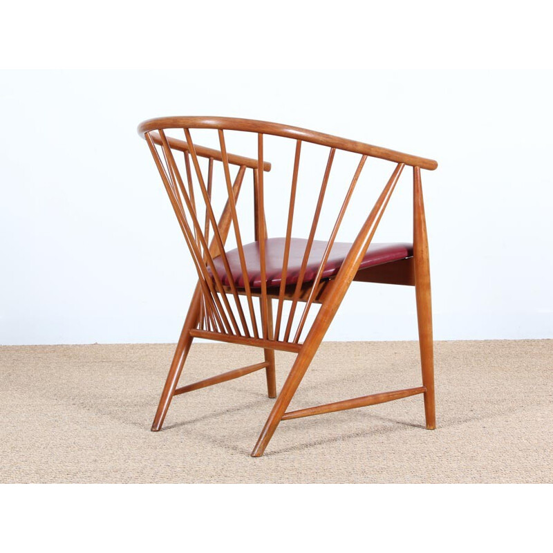 Vintage Scandinavian armchair with bars in solid beechwood - 1940s