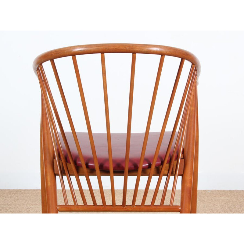 Vintage Scandinavian armchair with bars in solid beechwood - 1940s