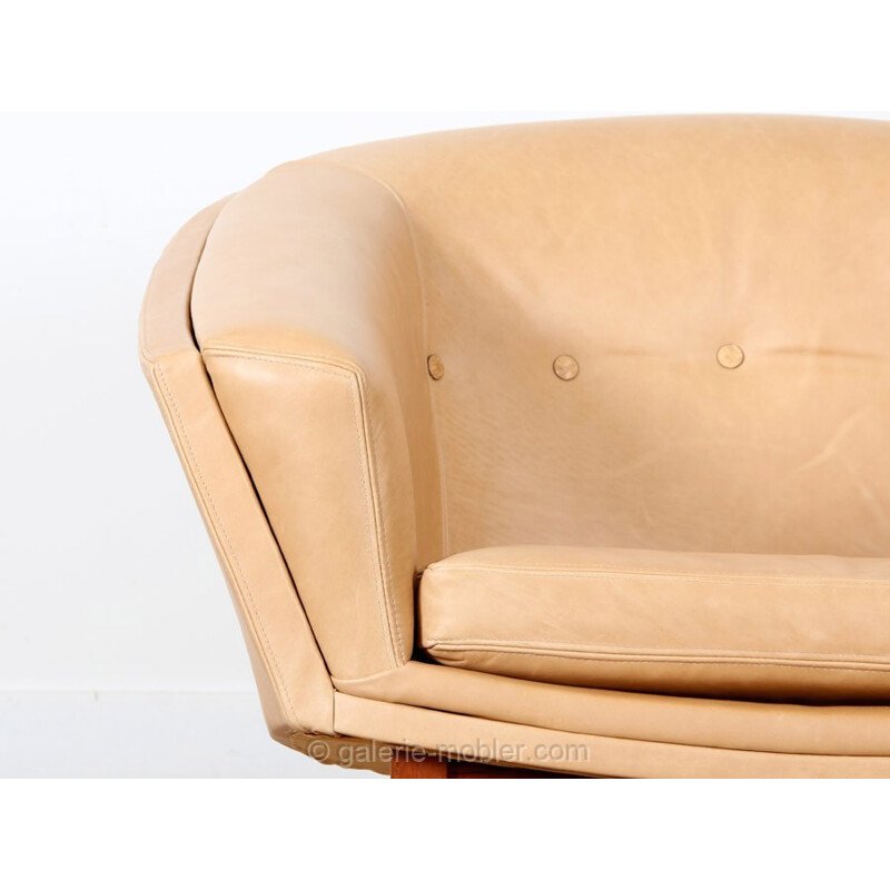 Scandinavian Corona leather armchair - 1950s