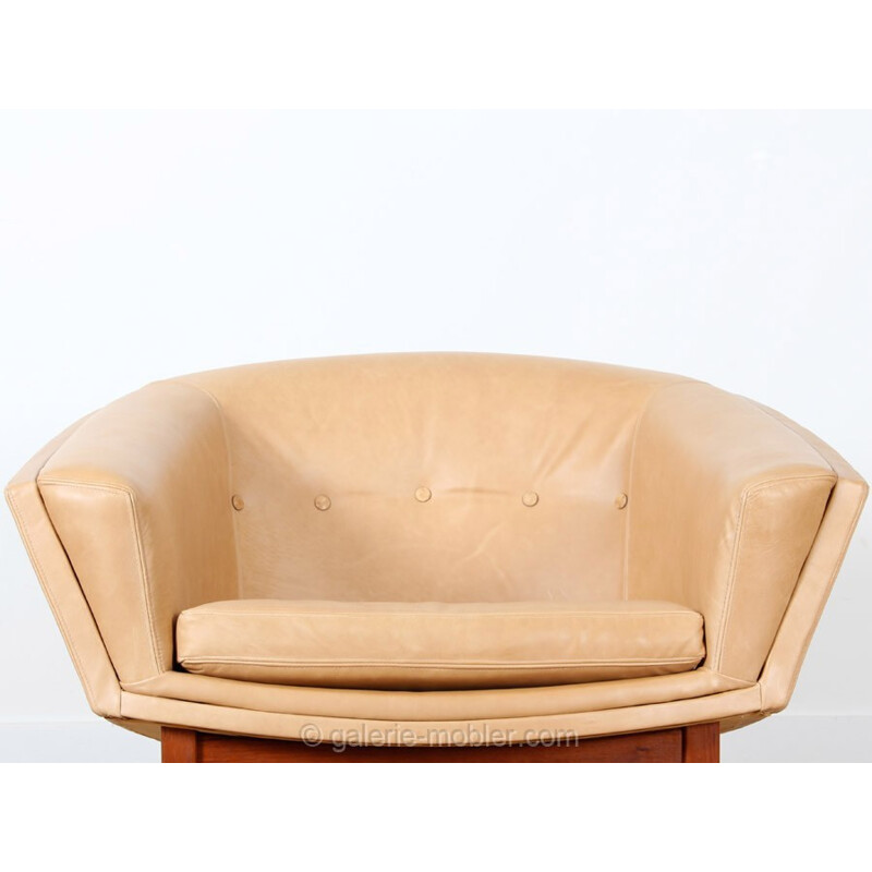 Scandinavian Corona leather armchair - 1950s