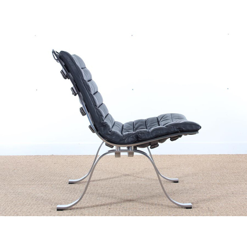Vintage Ariet armchair in black leather and steel - 1960s