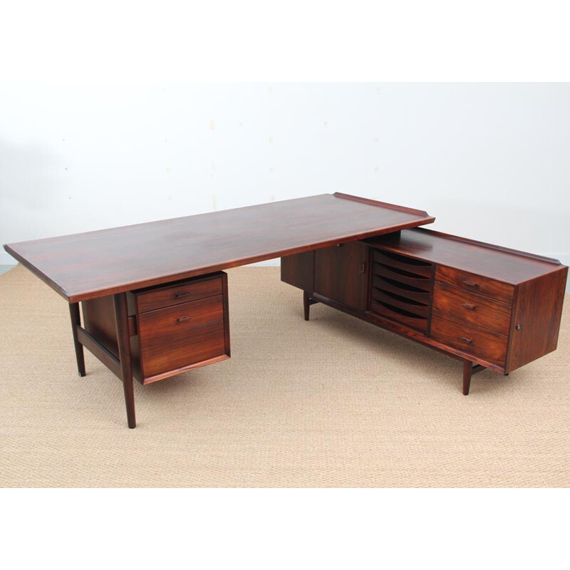 Large Rio Rosewood Executive Desk 208 Model by Arne Vodder - 1970s