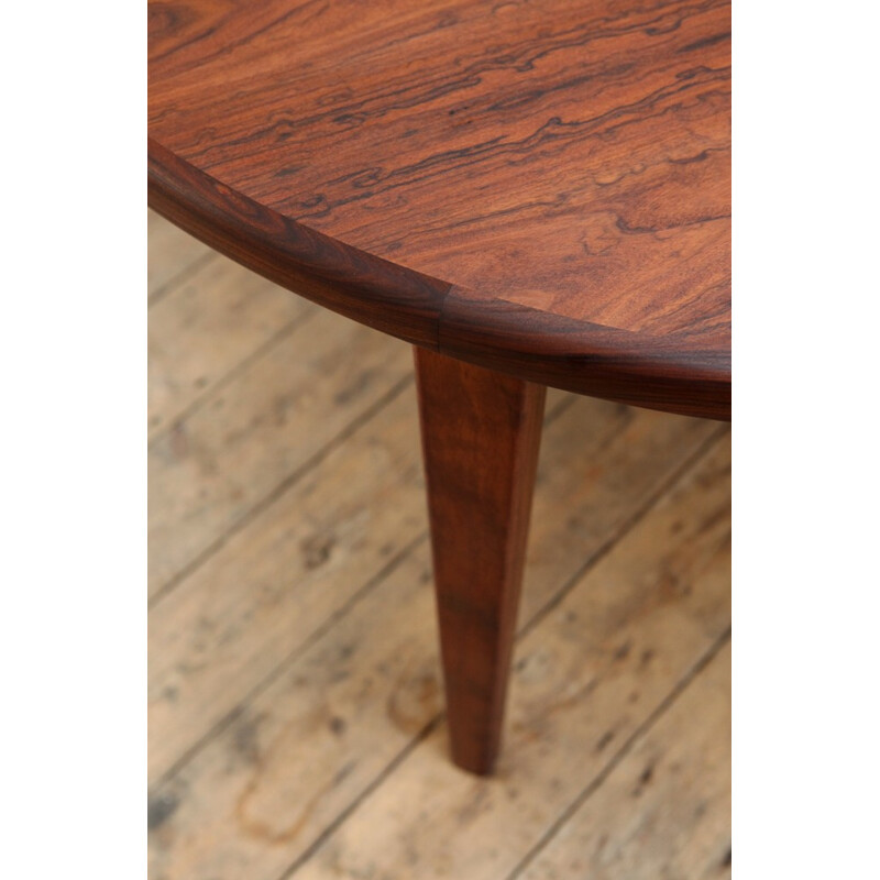 Extendable Rosewood Dining Table - 1960s