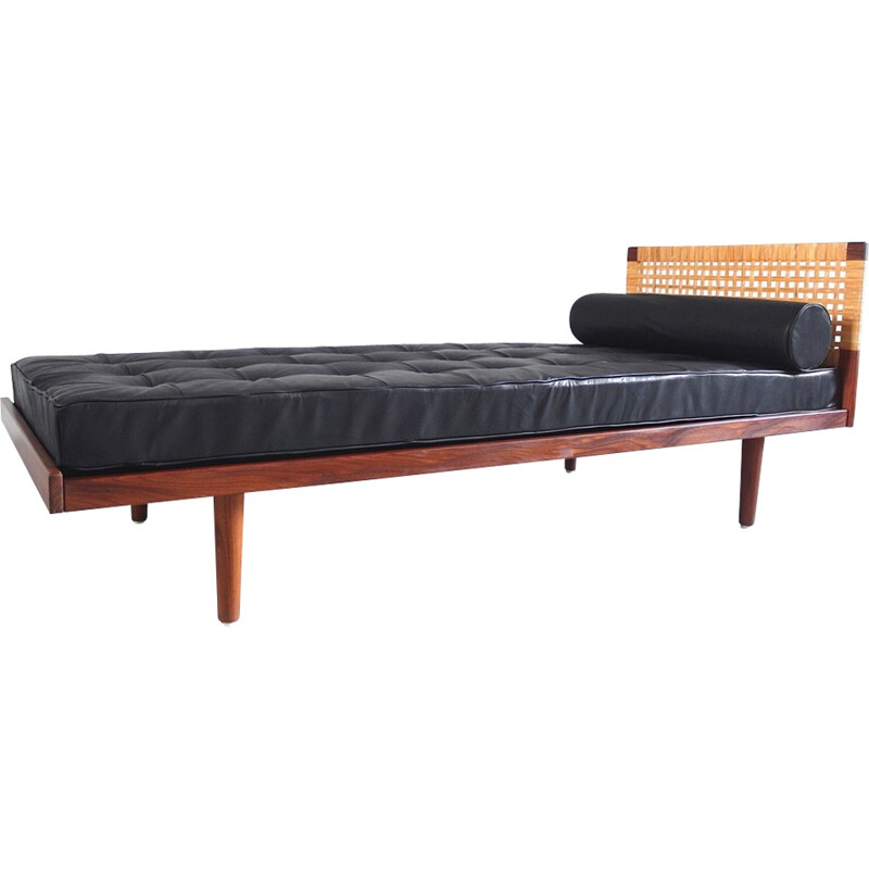 Daybed with Black Leather Upholstery by Hans WEGNER - 1950s