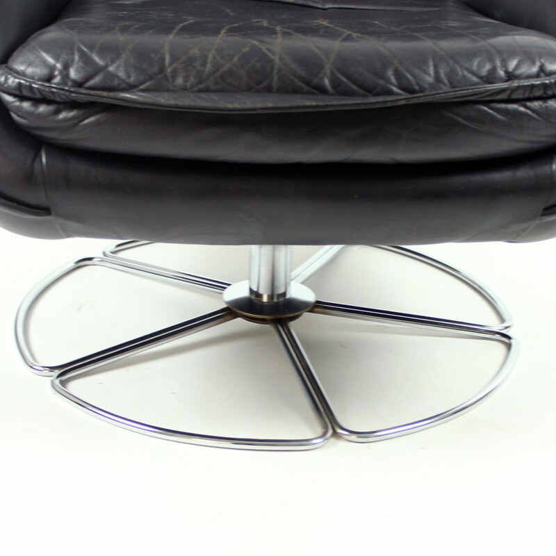 Fauteuil vintage en cuir noir finlandais de Peem - 1960