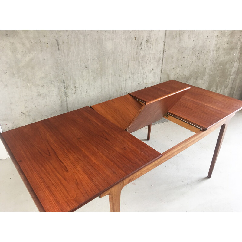 Vintage Scandinavian teak extendable dining table - 1970s