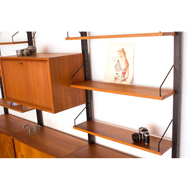 Vintage floorstanding Poul Cadovius wall system - 1960s