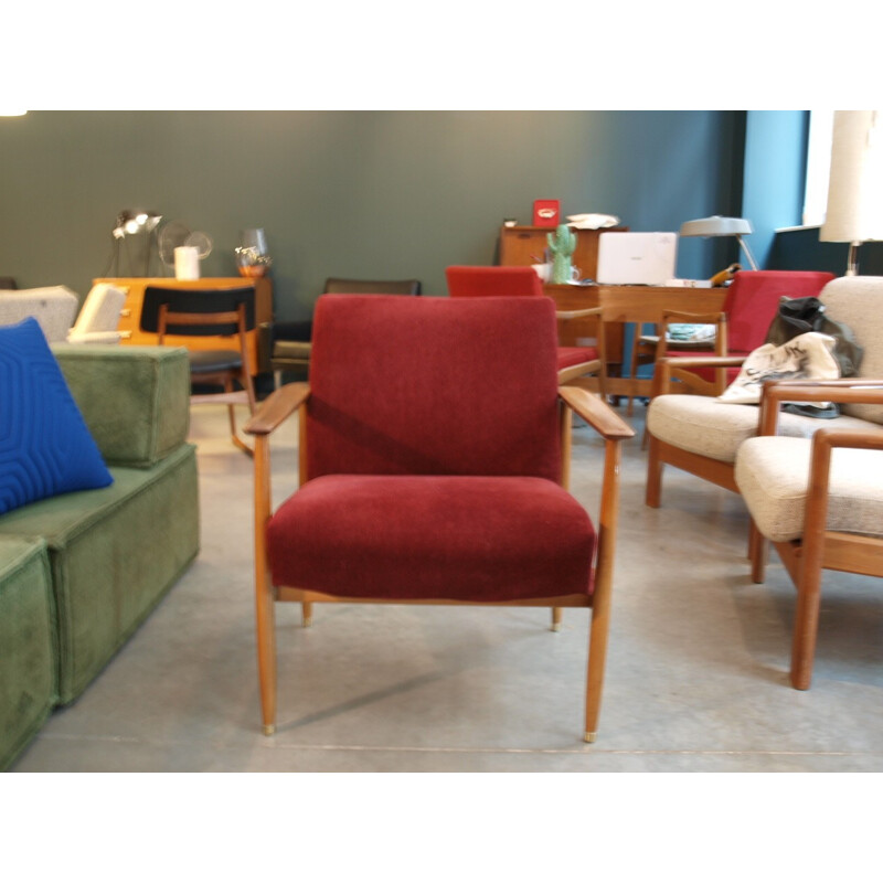 Fauteuil vintage en velours rouge - 1960