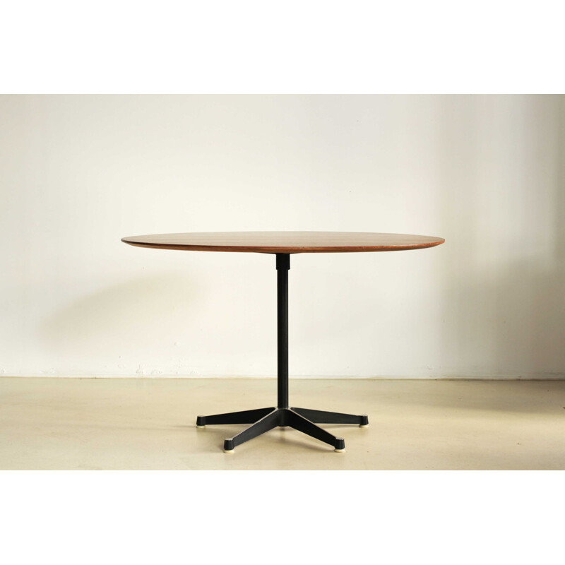 Round vintage table by Charles & Ray Eames - 1960s