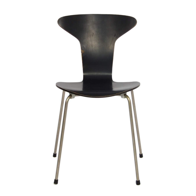 "Munkegaard" vintage black chair produced by Fritz Hansen - 1950s