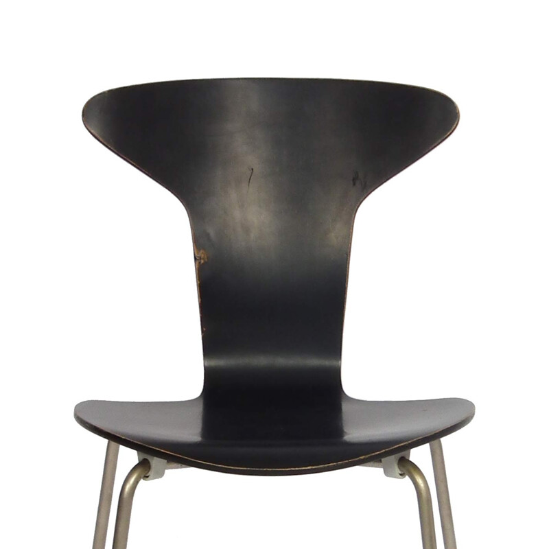 "Munkegaard" vintage black chair produced by Fritz Hansen - 1950s